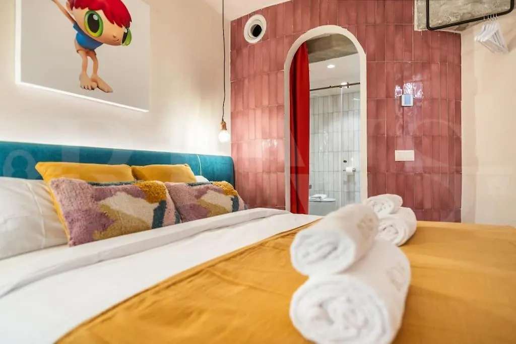 Apartmán Pop Art Gem With Paintings By Local Artist By Rems Màlaga
